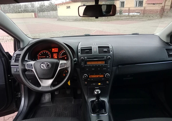 Toyota Avensis cena 26900 przebieg: 199000, rok produkcji 2009 z Biała małe 742